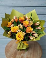 Букет цветов из:  Альстромерии и Розы в Сеймчане