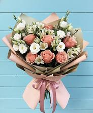 Букет цветов из:  Розы, Альстромерии и Лизиантусы #REPLACE_PRED# Сеймчане