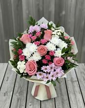 Букет цветов из:  Альстромерии, Гвоздики, Розы и Хризантемы в Сеймчане