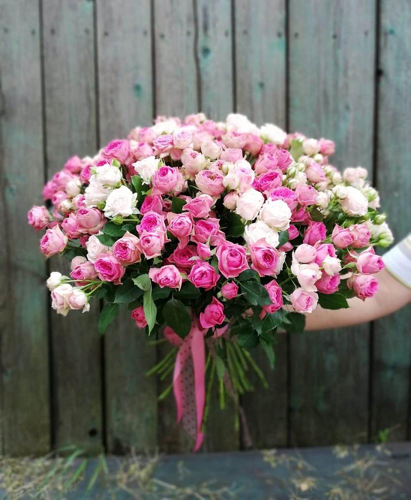 Букет Розовые кустовые розы Натали и Лав Лидия в Сеймчане