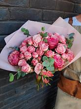 Букет цветов из:  Розы #REPLACE_PRED# Сеймчане