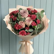 Букет цветов из:  Гвоздики и Розы в Сеймчане