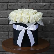 Цветочная композиция из Розы в шляпной коробке #REPLACE_PRED# Сеймчане